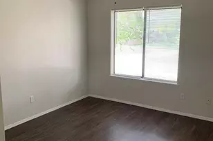 4742 Cliffwood Dr, Garland, TX 75043 - Photo 5