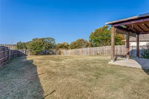 3621 Lake Hill Ln, Fort Worth, TX 76053 - Photo 27