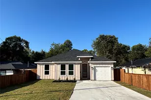 4247 Gladewater Rd, Dallas, TX 75216 - Photo 3