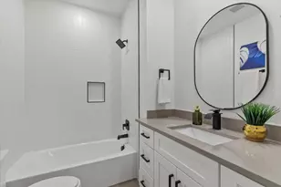 124 Homes Dr, Grand Prairie, TX 75050 - Photo 23