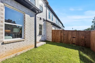 124 Homes Drive, Grand Prairie, TX 75050 - Photo 29