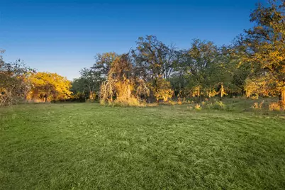 204 N Cheyenne Trail, Springtown, TX 76082 - Photo 3