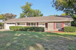 626 Kingston Dr, Irving, TX 75061 - Photo 1