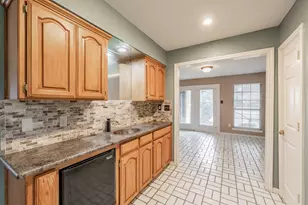 6901 Blake Dr, Arlington, TX 76001 - Photo 19