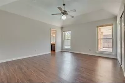 7609 Greengage Drive, Fort Worth, TX 76133 - Photo 9