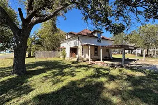 207 E Third St, Maypearl, TX 76064 - Photo 1