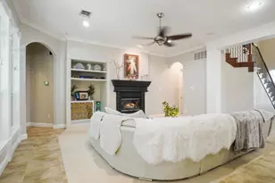 5968 Riverbend Pl, Fort Worth, TX 76112 - Photo 9