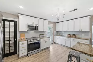 5000 Calmont Ave, Fort Worth, TX 76107 - Photo 23