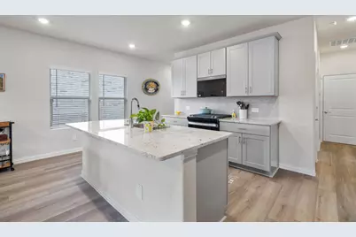 207 Greenbriar Drive, Princeton, TX 75071 - Photo 7