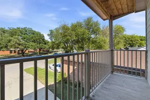709 E Franklin St, Hillsboro, TX 76645 - Photo 11
