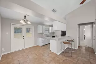 6621 Hughes Dr, Watauga, TX 76148 - Photo 7