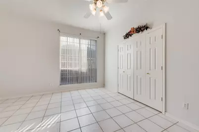 232 W Willow Creek Drive, Glenn Heights, TX 75154 - Photo 5