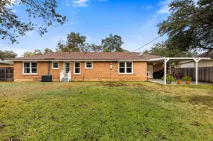 2137 Curtis Dr, Waco, TX 76710 - Photo 35