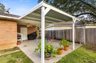 2137 Curtis Dr, Waco, TX 76710 - Photo 33