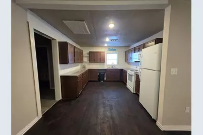 409 E Houston Street, Mexia, TX 76667 - Photo 5