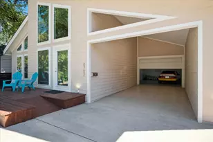 8702 San Fernando Way, Dallas, TX 75218 - Photo 21