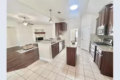 2816 Westglen Drive, Denton, TX 76207 - Photo 9