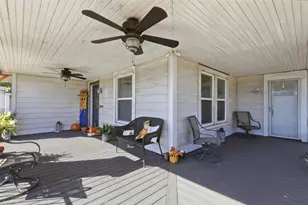 606 Palo Pinto St, Weatherford, TX 76086 - Photo 3