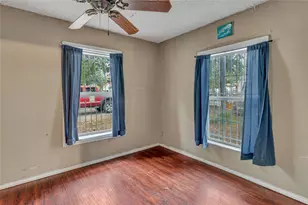 3904 Martin St, Fort Worth, TX 76119 - Photo 5