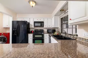 7508 Woodside Hill Ct, Fort Worth, TX 76179 - Photo 13