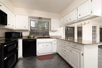 7508 Woodside Hill Court, Fort Worth, TX 76179 - Photo 15