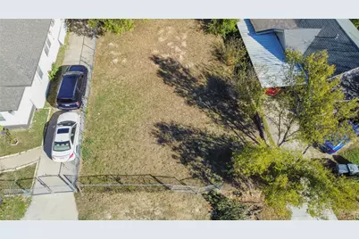 1701 Flanders Street, Dallas, TX 75208 - Photo 3
