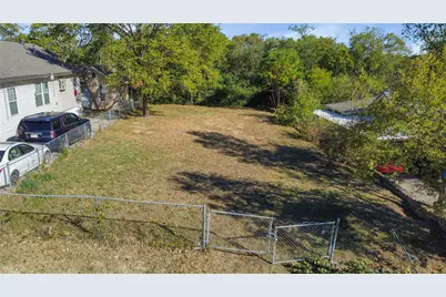 1701 Flanders Street, Dallas, TX 75208 - Photo 5