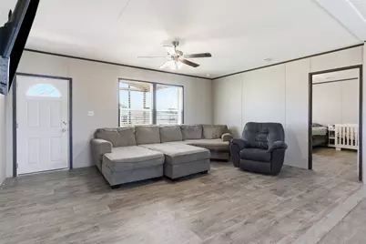 7553 Hutcheson Hill Road, Springtown, TX 76082 - Photo 9