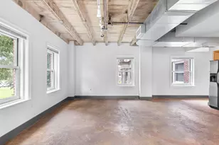 329 E Colorado Blvd, Dallas, TX 75203 - Photo 9