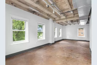 329 E Colorado Boulevard #202, Dallas, TX 75203 - Photo 17