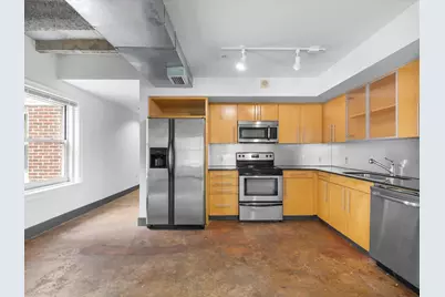 329 E Colorado Boulevard #202, Dallas, TX 75203 - Photo 7