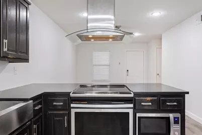 1356 S 12th Street, Waco, TX 76706 - Photo 13