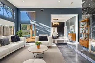 10102 Morgan Meadow Ln, Dallas, TX 75243 - Photo 3