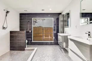 10102 Morgan Meadow Ln, Dallas, TX 75243 - Photo 31