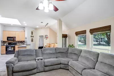 6403 Highland Crest Lane, Sachse, TX 75048 - Photo 9