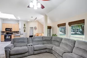 6403 Highland Crest Ln, Sachse, TX 75048 - Photo 9