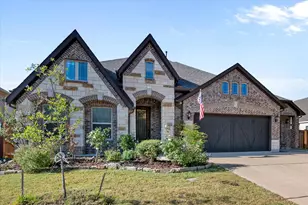 7235 Neblina Dr, Grand Prairie, TX 75054 - Photo 3