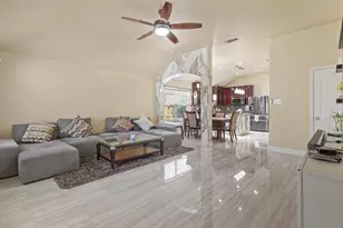 943 Furlong Dr, Grand Prairie, TX 75051 - Photo 7