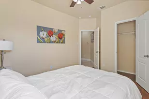 943 Furlong Dr, Grand Prairie, TX 75051 - Photo 13