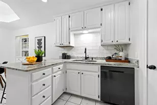 8841 Hidden Hill Dr, Fort Worth, TX 76179 - Photo 17