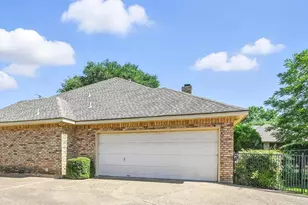 5945 River Bend, Benbrook, TX 76132 - Photo 29