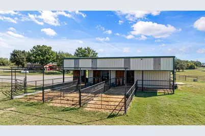 5444 Meadow Ridge Drive, Weatherford, TX 76087 - Photo 33