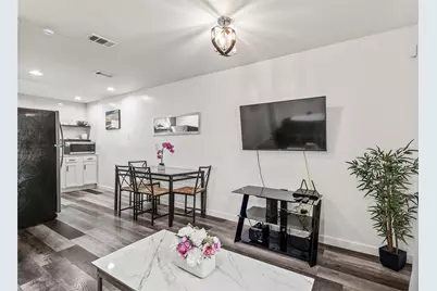 1935 Nomas Street, Dallas, TX 75212 - Photo 5