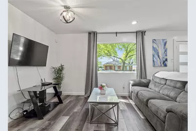 1935 Nomas Street, Dallas, TX 75212 - Photo 11