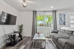 1935 Nomas St, Dallas, TX 75212 - Photo 11