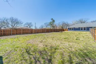 220 Patrick St, Waxahachie, TX 75165 - Photo 11