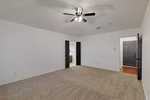 3305 Galaway Bay Dr, Grand Prairie, TX 75052 - Photo 17