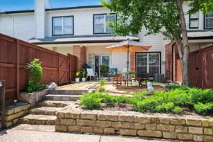 2429 Southcourt Cir, Irving, TX 75038 - Photo 31