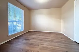 1824 McNeely St, Lancaster, TX 75134 - Photo 9