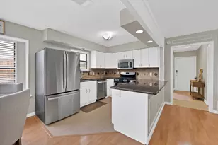 1916 Avignon Ct, Carrollton, TX 75007 - Photo 11